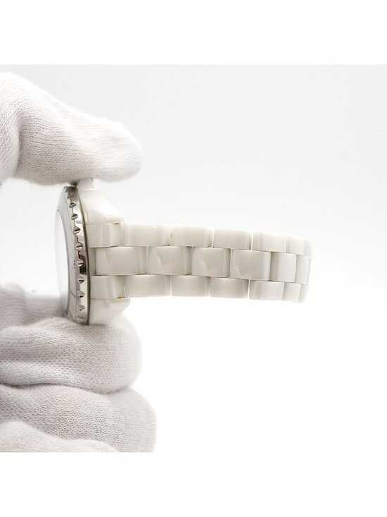 Chanel White Dial Watch main image 5